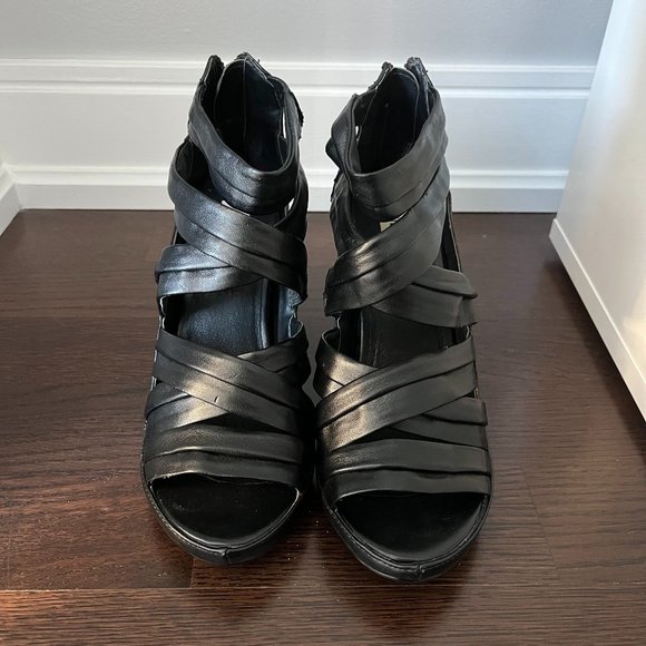 Steve Madden Strappy Wedge Sandals - Picture 2 of 6